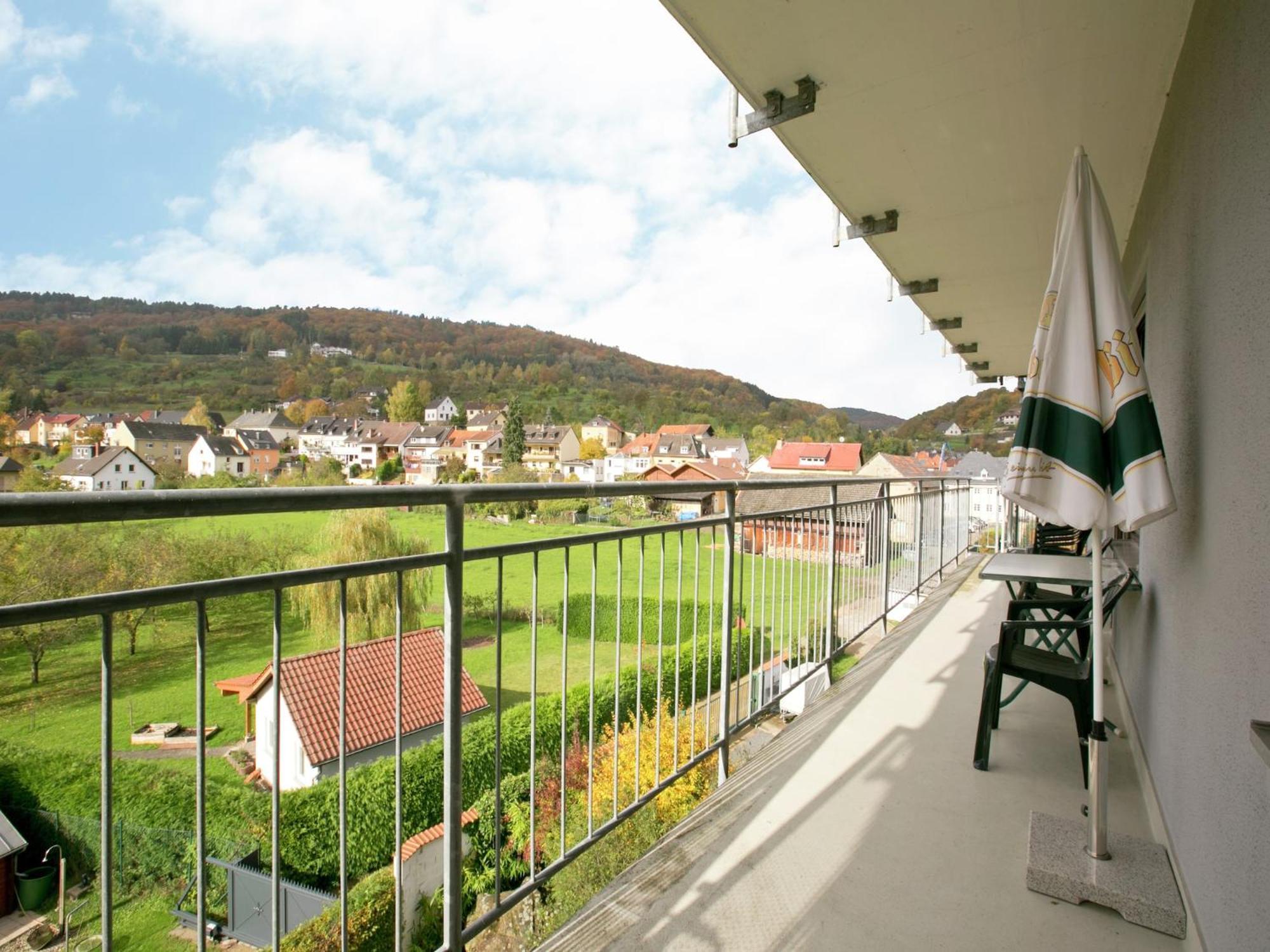 Apartment In Bollendorf With Forest View Dış mekan fotoğraf